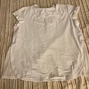 Lululemon size 8 white t shirt